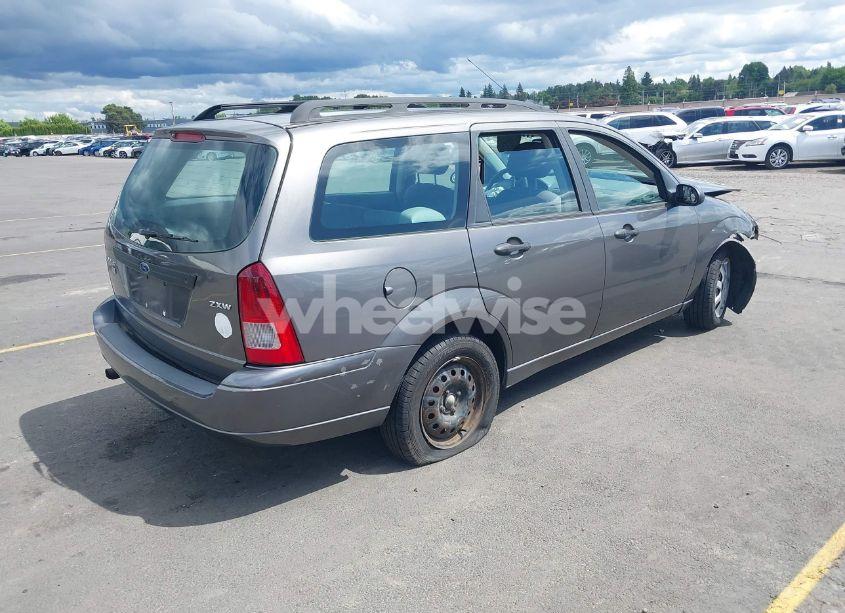 Photo 4 of 2005 Ford Focus ZXW (VIN 1FAFP36N75W192103)