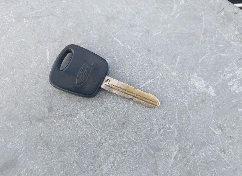 Photo 11 of 2005 Ford Focus ZXW (VIN 1FAFP36N95W302732)