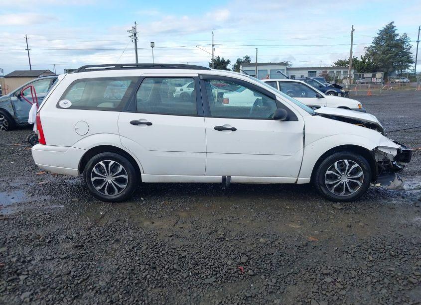 Photo 13 of 2005 Ford Focus ZXW (VIN 1FAFP36N95W302732)