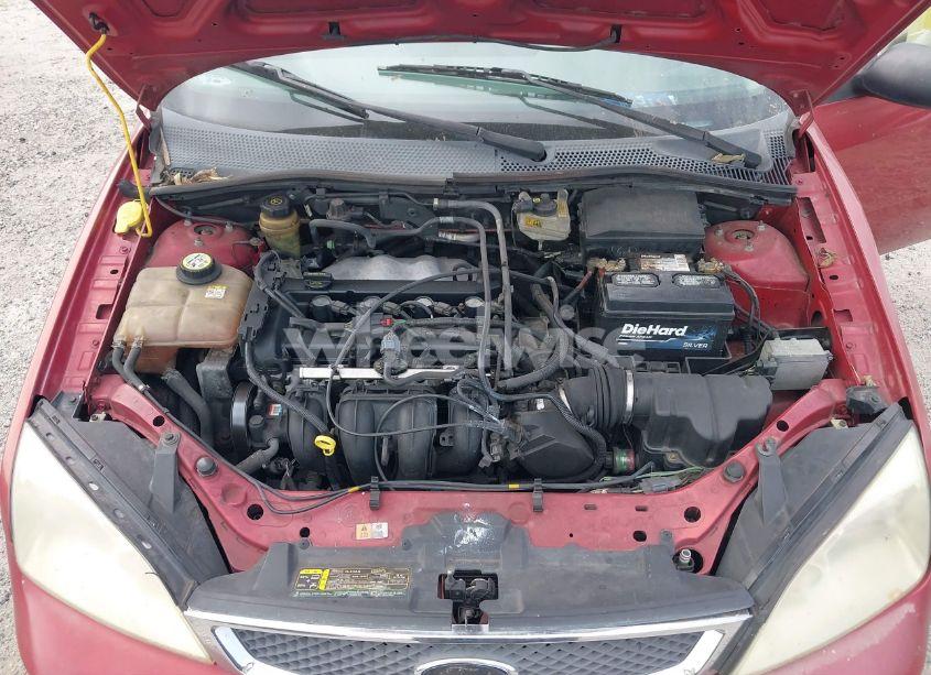 Photo 10 of 2005 Ford Focus ZXW (VIN 1FAFP36NX5W231296)