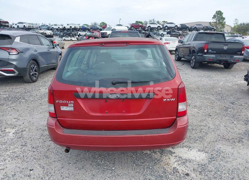Photo 16 of 2005 Ford Focus ZXW (VIN 1FAFP36NX5W231296)