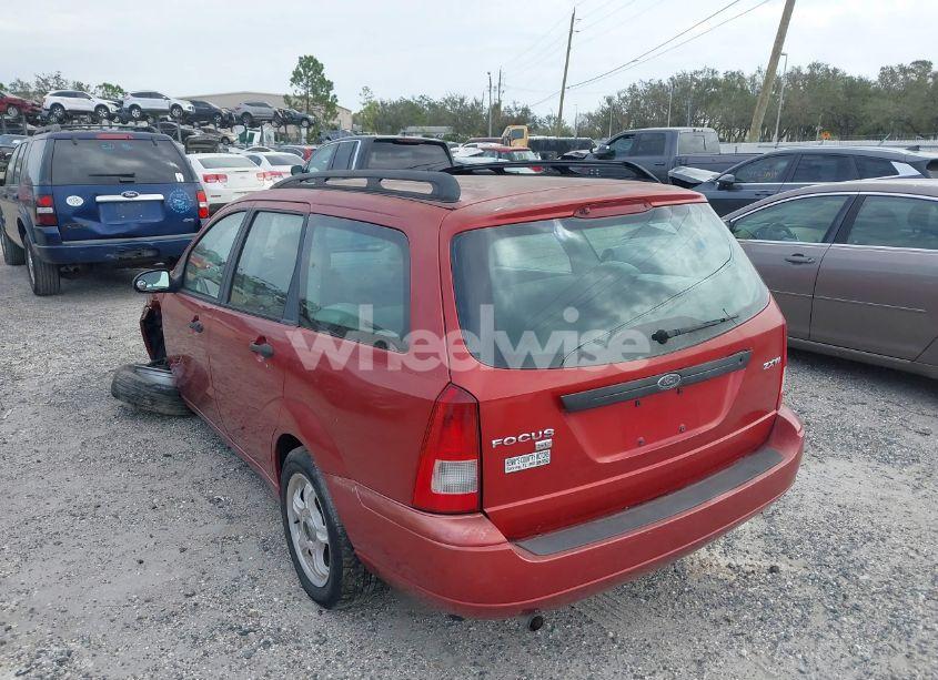 Photo 3 of 2005 Ford Focus ZXW (VIN 1FAFP36NX5W231296)