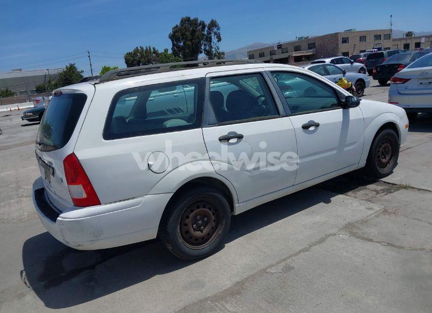 Photo 4 of 2006 Ford Focus ZXW (VIN 1FAFP36NX6W122029)