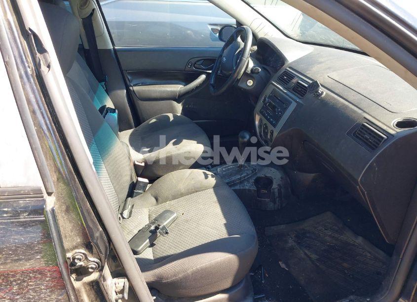 Photo 5 of 2007 Ford Focus S/SE/SES (VIN 1FAFP37N07W205808)