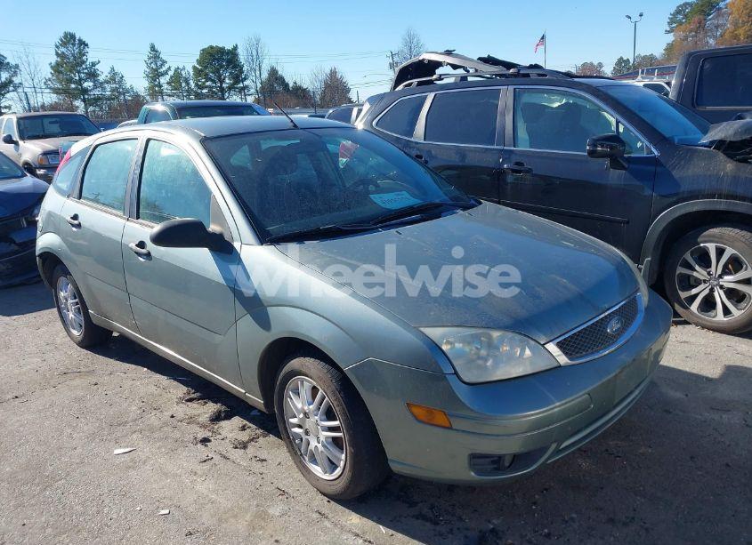 2006 Ford Focus ZX5 (VIN 1FAFP37N16W164037) main photo