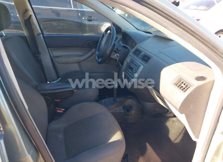 Photo 5 of 2006 Ford Focus ZX5 (VIN 1FAFP37N16W164037)
