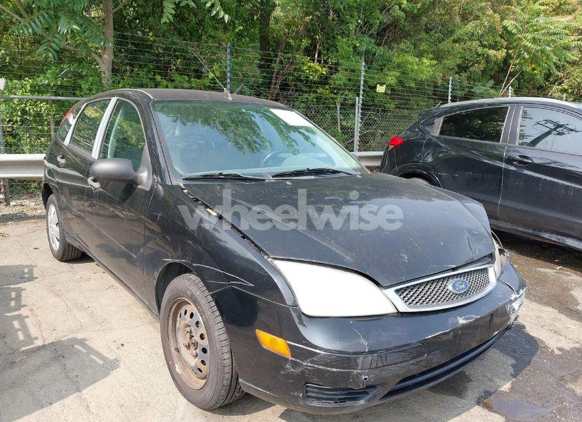 2007 Ford Focus S/SE/SES (VIN 1FAFP37N17W299861) main photo