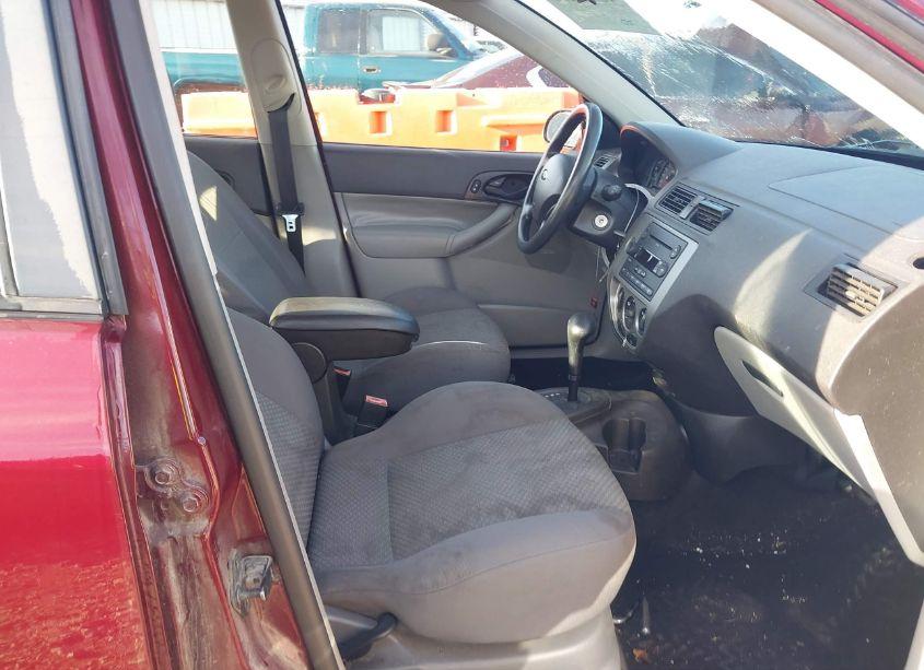 Photo 5 of 2007 Ford Focus S/SE/SES (VIN 1FAFP37N17W344233)