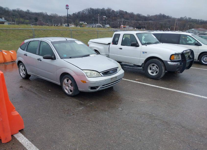 2007 Ford Focus S/SE/SES (VIN 1FAFP37N17W344863) main photo