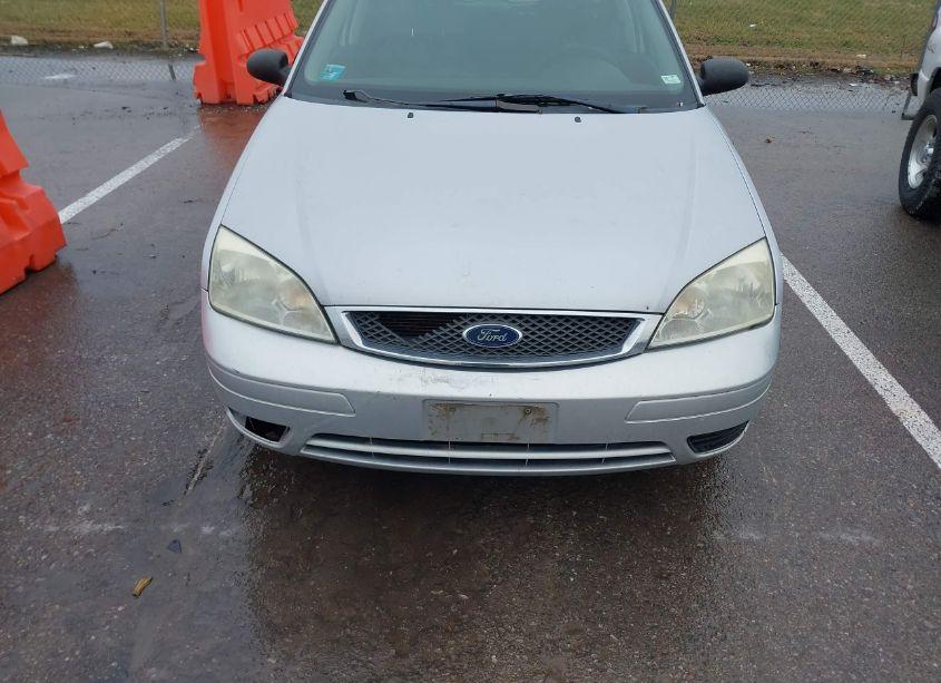 Photo 5 of 2007 Ford Focus S/SE/SES (VIN 1FAFP37N17W344863)