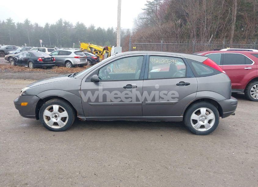 Photo 12 of 2006 Ford Focus ZX5 (VIN 1FAFP37N26W180795)