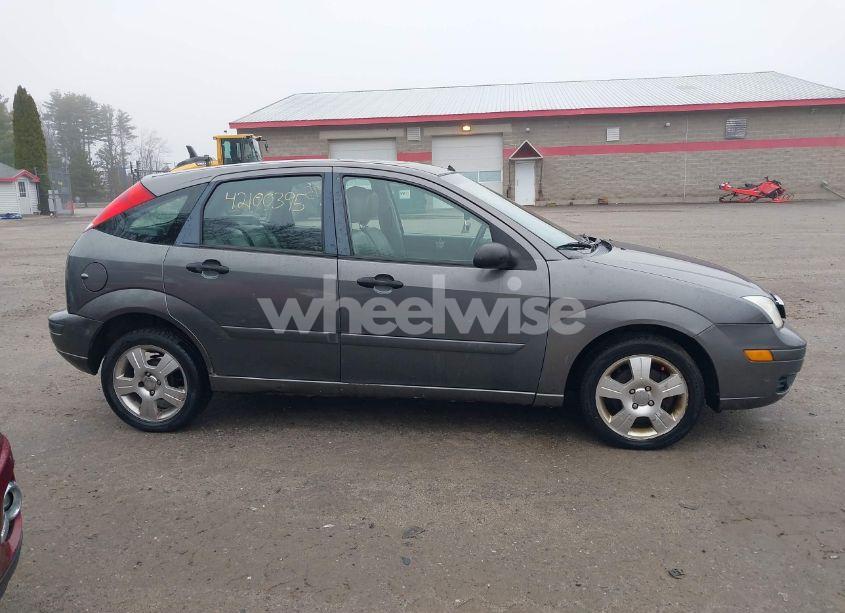 Photo 14 of 2006 Ford Focus ZX5 (VIN 1FAFP37N26W180795)
