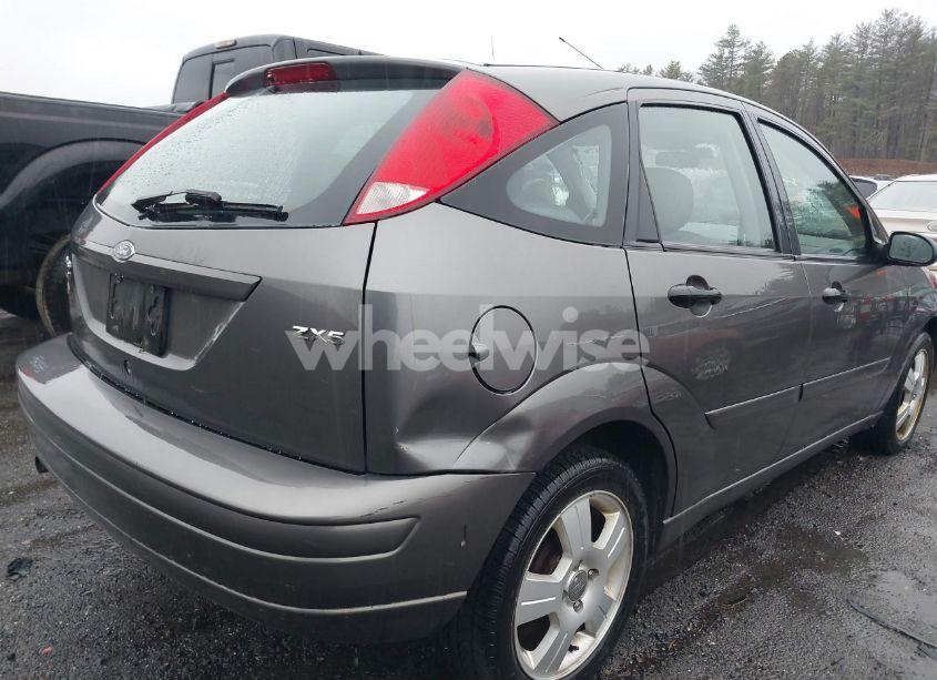Photo 6 of 2006 Ford Focus ZX5 (VIN 1FAFP37N56W163859)