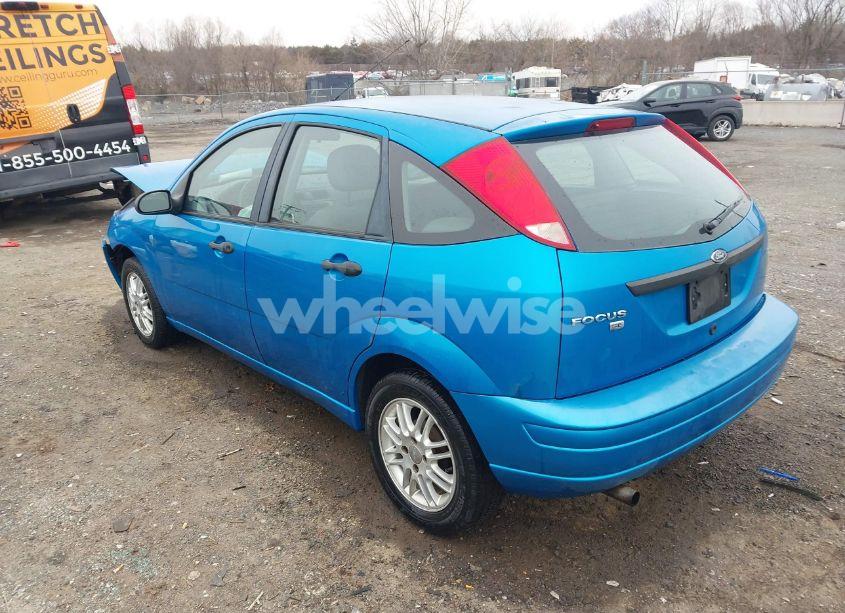 Photo 3 of 2007 Ford Focus S/SE/SES (VIN 1FAFP37N57W156234)