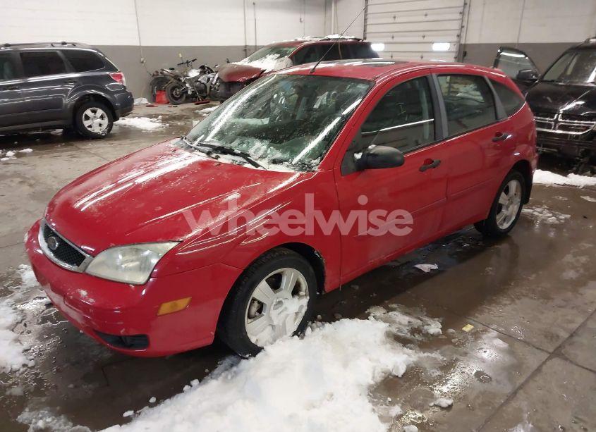 Photo 2 of 2007 Ford Focus S/SE/SES (VIN 1FAFP37N57W272405)