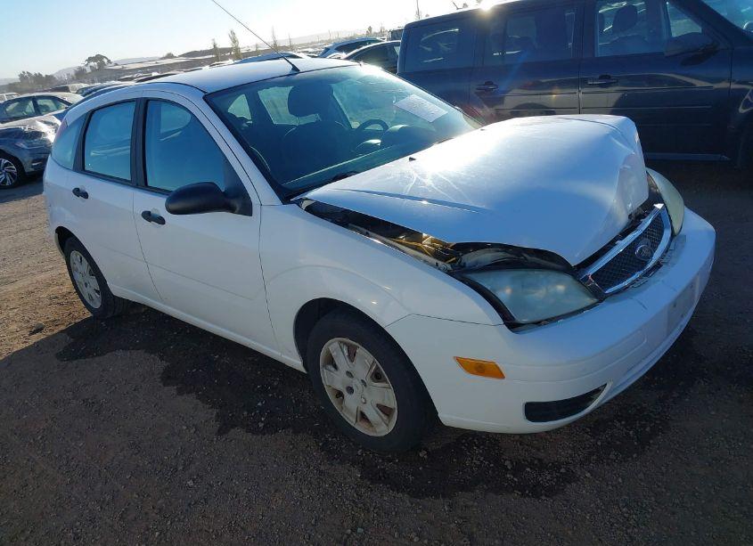2007 Ford Focus S/SE/SES (VIN 1FAFP37N77W190451) main photo