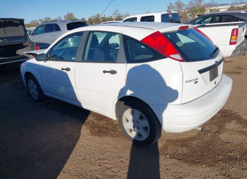 Photo 3 of 2007 Ford Focus S/SE/SES (VIN 1FAFP37N77W190451)