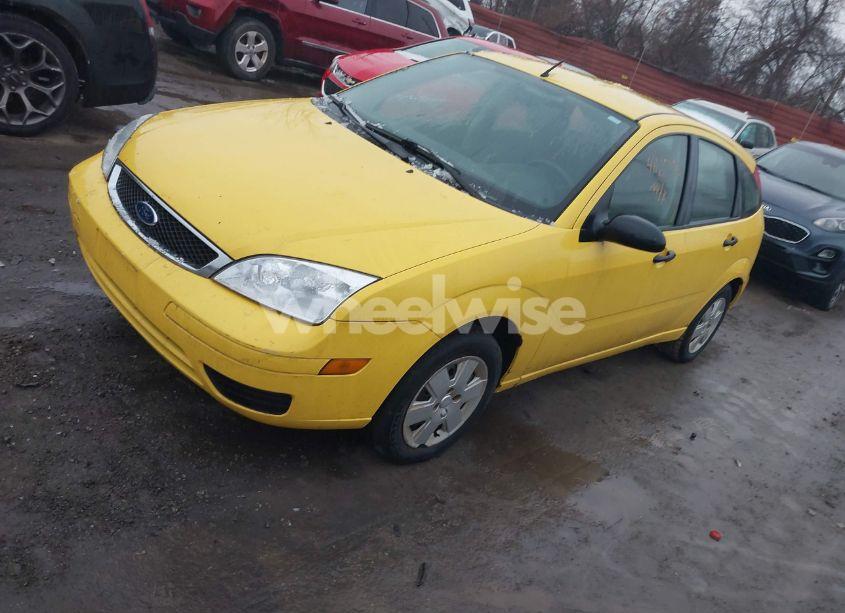 Photo 2 of 2006 Ford Focus ZX5 (VIN 1FAFP37N86W163273)