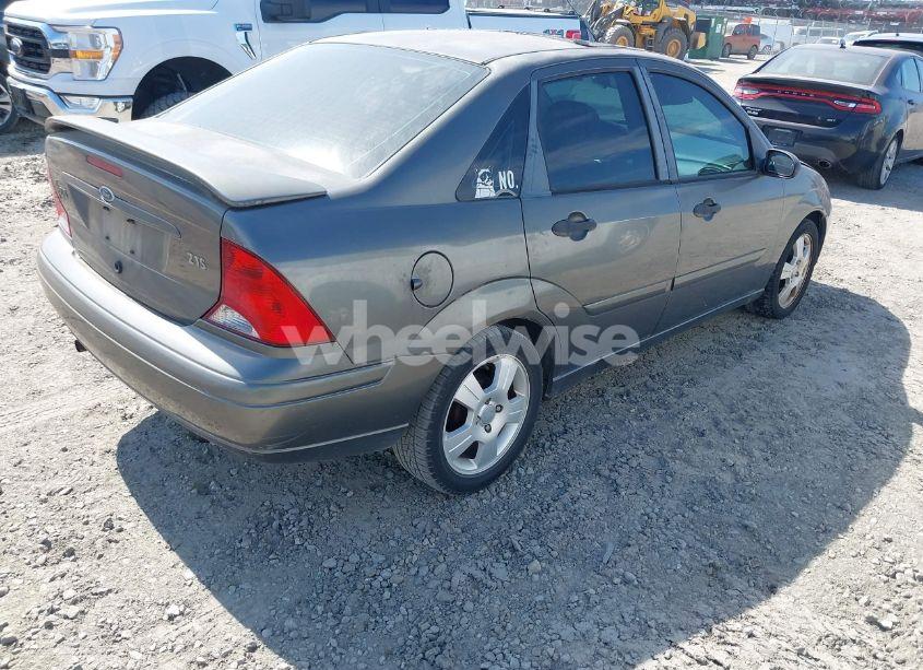 Photo 4 of 2003 Ford Focus ZTS (VIN 1FAFP38323W234105)