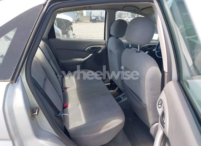 Photo 8 of 2003 Ford Focus ZTS (VIN 1FAFP38343W218701)