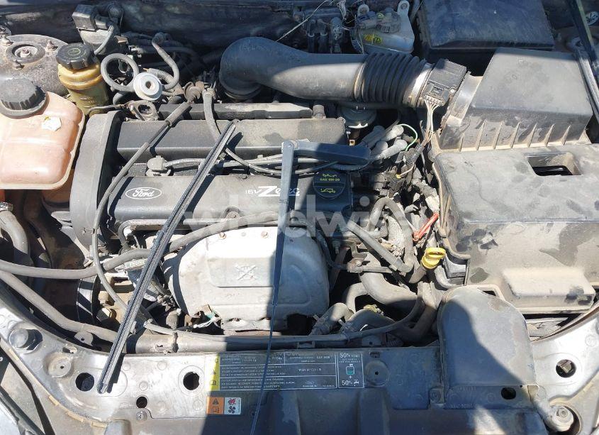 Photo 10 of 2000 Ford Focus ZTS (VIN 1FAFP3835YW326994)