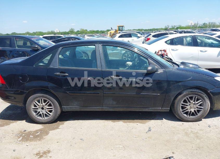 Photo 13 of 2000 Ford Focus ZTS (VIN 1FAFP3835YW326994)