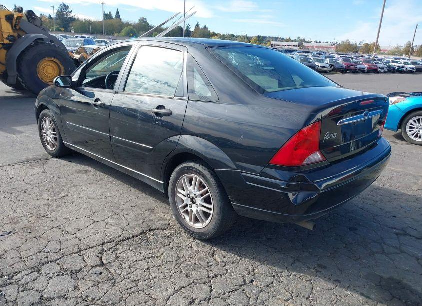 Photo 3 of 2000 Ford Focus ZTS (VIN 1FAFP3837YW285655)