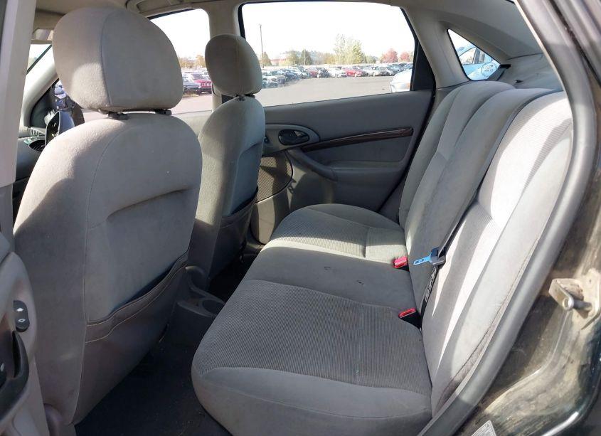 Photo 8 of 2000 Ford Focus ZTS (VIN 1FAFP3837YW285655)