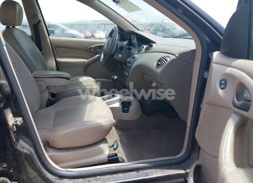 Photo 5 of 2003 Ford Focus ZTS (VIN 1FAFP38383W111361)