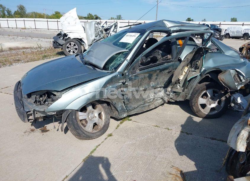 Photo 2 of 2003 Ford Focus ZTS (VIN 1FAFP38383W286659)