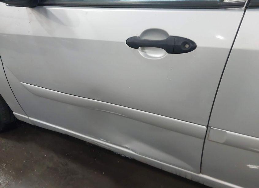 Photo 6 of 2004 Ford Focus ZTS (VIN 1FAFP38Z24W149724)