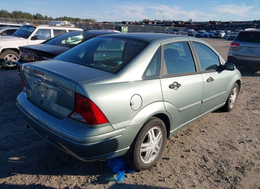 Photo 4 of 2004 Ford Focus ZTS (VIN 1FAFP38Z54W126955)