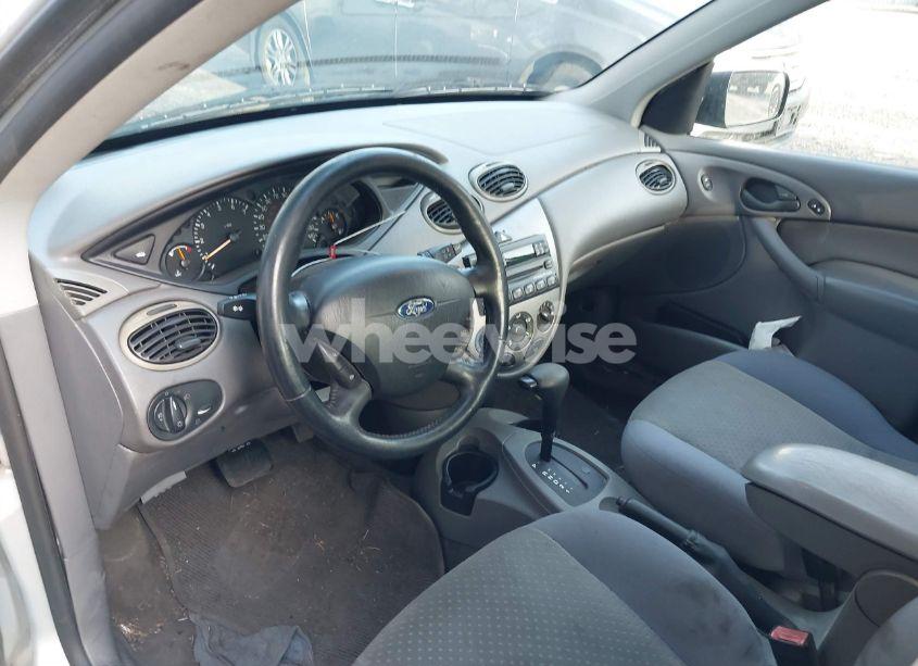 Photo 5 of 2004 Ford Focus ZTS (VIN 1FAFP38Z74W154059)