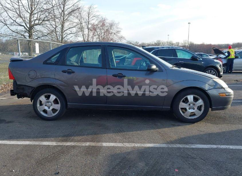 Photo 13 of 2004 Ford Focus ZTS (VIN 1FAFP38Z74W160198)
