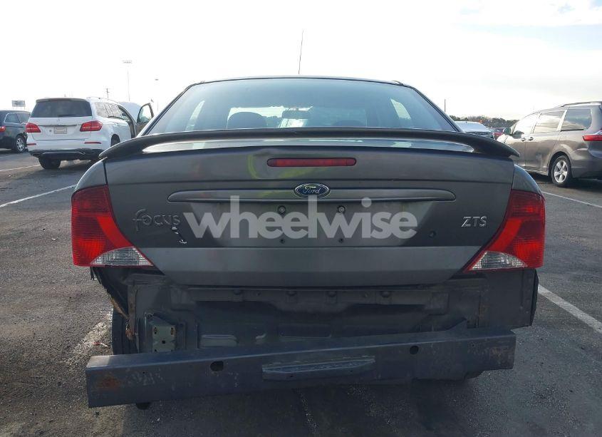 Photo 16 of 2004 Ford Focus ZTS (VIN 1FAFP38Z74W160198)