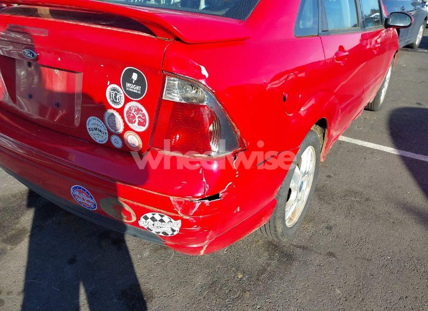 Photo 13 of 2007 Ford Focus ST (VIN 1FAFP38Z77W107988)