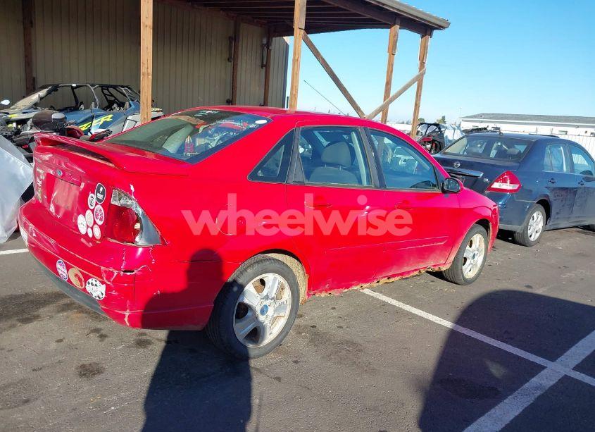 Photo 4 of 2007 Ford Focus ST (VIN 1FAFP38Z77W107988)