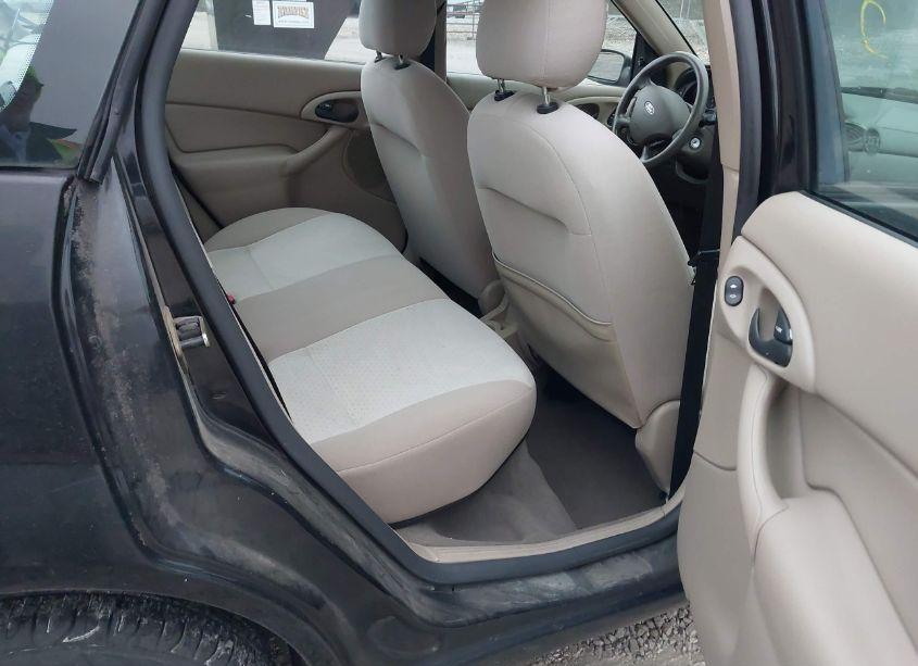 Photo 8 of 2004 Ford Focus ZTS (VIN 1FAFP38Z84W119272)