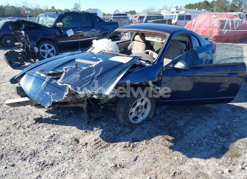 Photo 2 of 2001 Ford Mustang (VIN 1FAFP40401F101513)