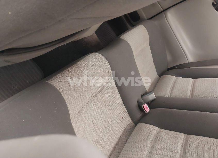 Photo 8 of 2001 Ford Mustang (VIN 1FAFP40401F186837)