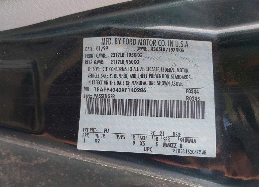 Photo 9 of 1999 Ford Mustang (VIN 1FAFP4040XF140286)