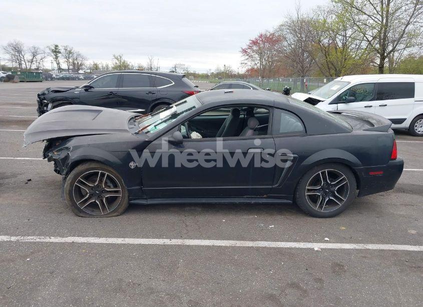 Photo 14 of 1999 Ford Mustang (VIN 1FAFP4040XF157766)