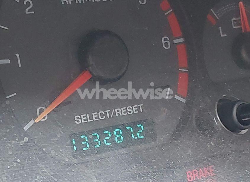 Photo 7 of 1999 Ford Mustang (VIN 1FAFP4040XF157766)