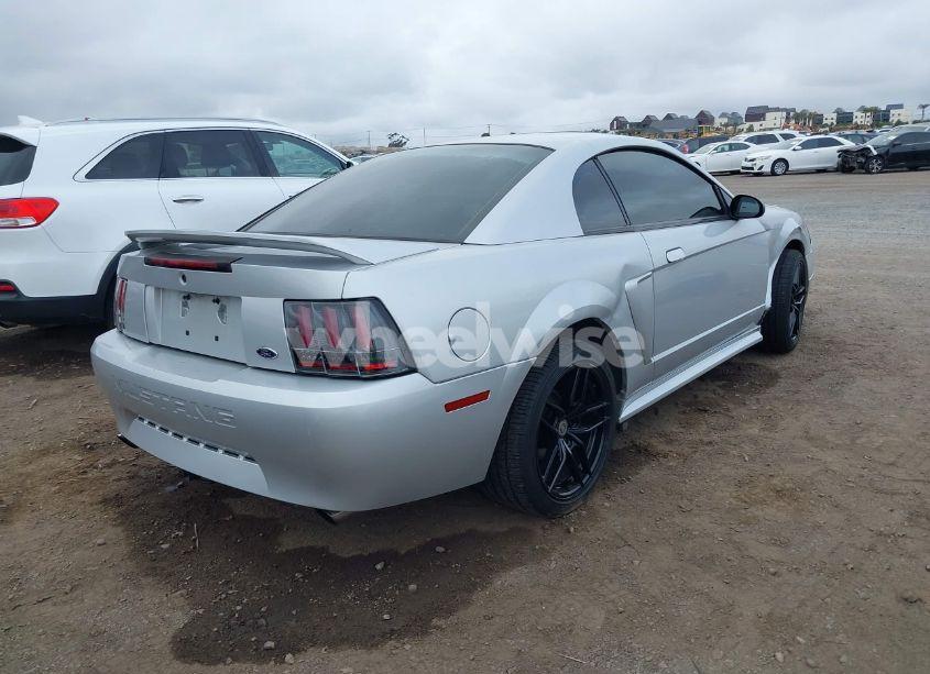 Photo 4 of 2000 Ford Mustang (VIN 1FAFP4040YF182992)