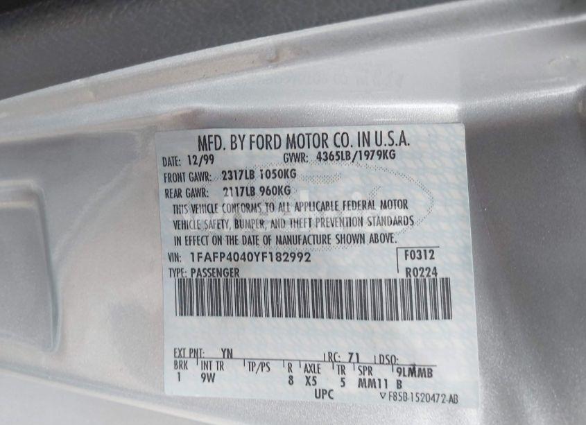 Photo 9 of 2000 Ford Mustang (VIN 1FAFP4040YF182992)