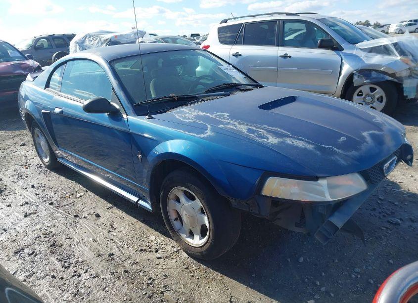 2000 Ford Mustang (VIN 1FAFP4040YF212251) main photo