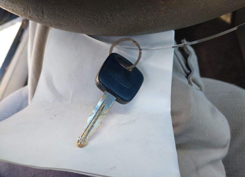 Photo 11 of 2000 Ford Mustang (VIN 1FAFP4040YF212251)