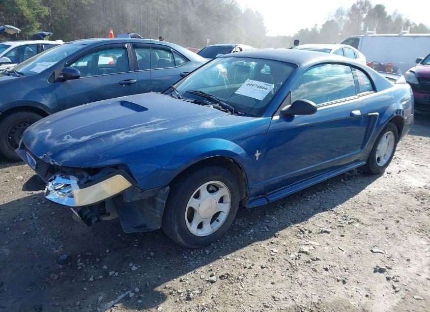 Photo 2 of 2000 Ford Mustang (VIN 1FAFP4040YF212251)