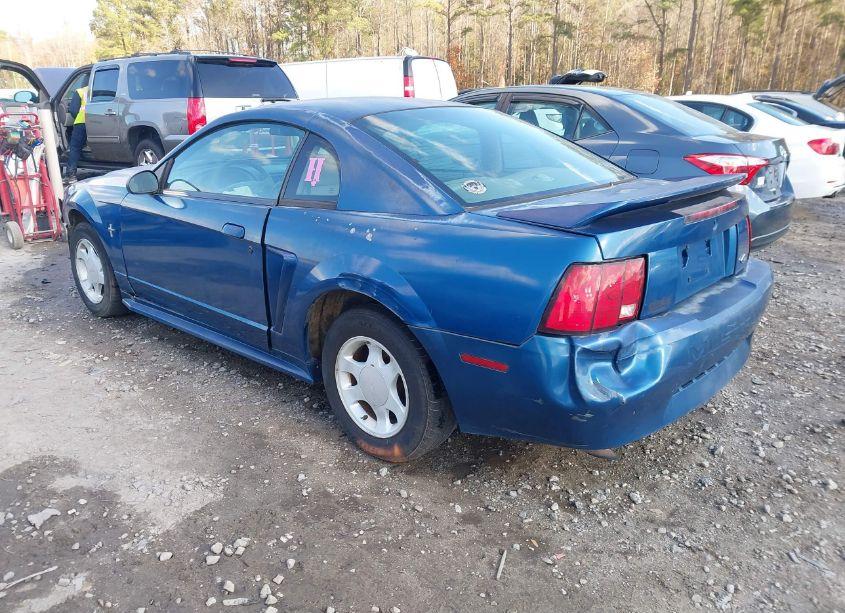 Photo 3 of 2000 Ford Mustang (VIN 1FAFP4040YF212251)