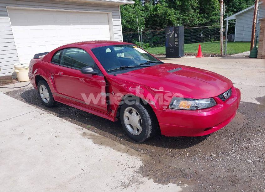 2000 Ford Mustang (VIN 1FAFP4040YF245895) main photo